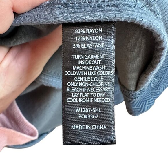 Betabrand Blazer Chevron Patterned Blue Gray Stretch Pockets Career Work Size SM - Picture 9 of 9